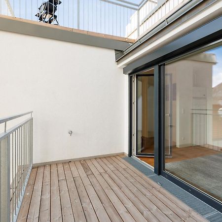 Symphony Apartments 42 - Modern Loft With Terrace And Grill In Central Location فيينا المظهر الخارجي الصورة