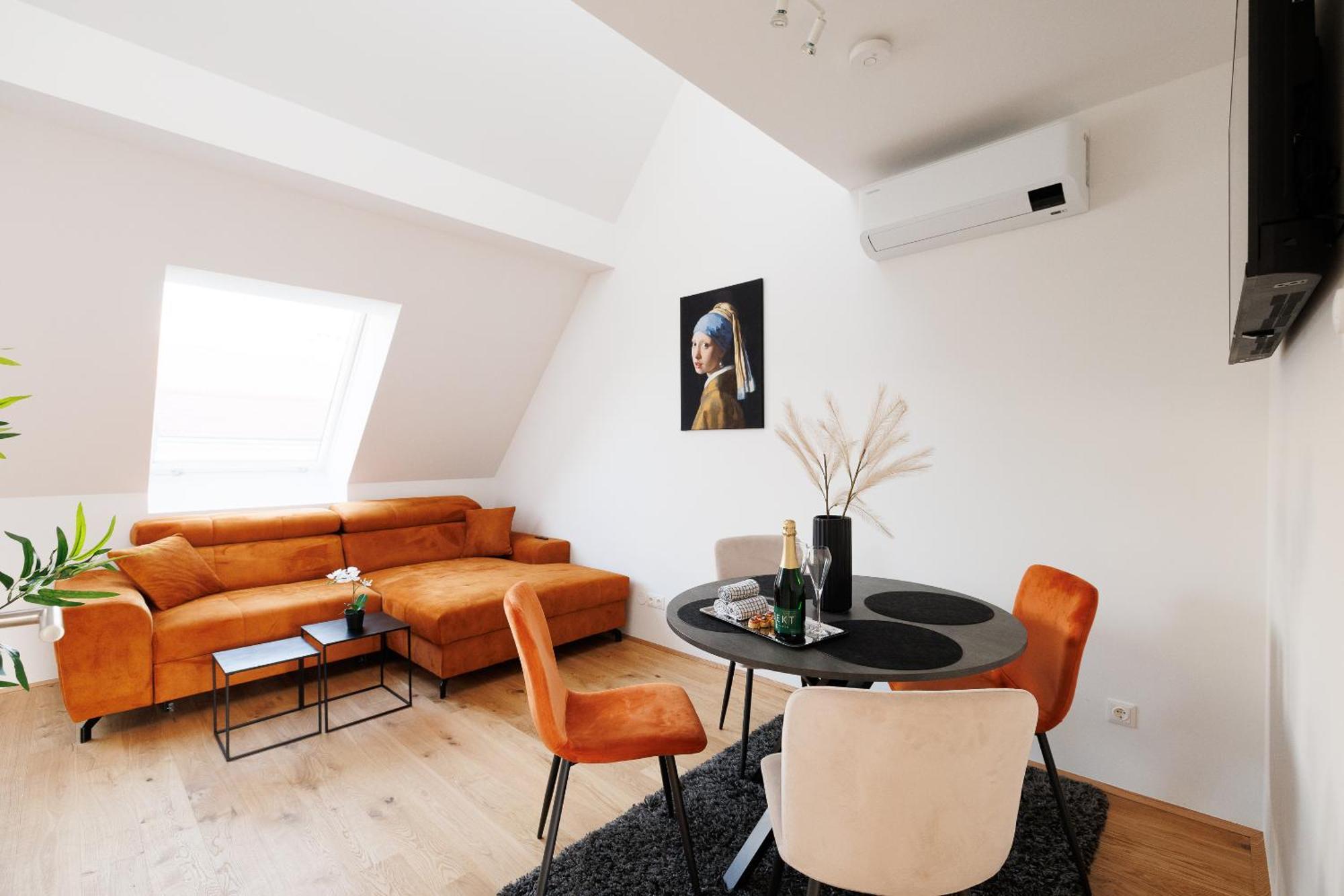 Symphony Apartments 42 - Modern Loft With Terrace And Grill In Central Location فيينا المظهر الخارجي الصورة