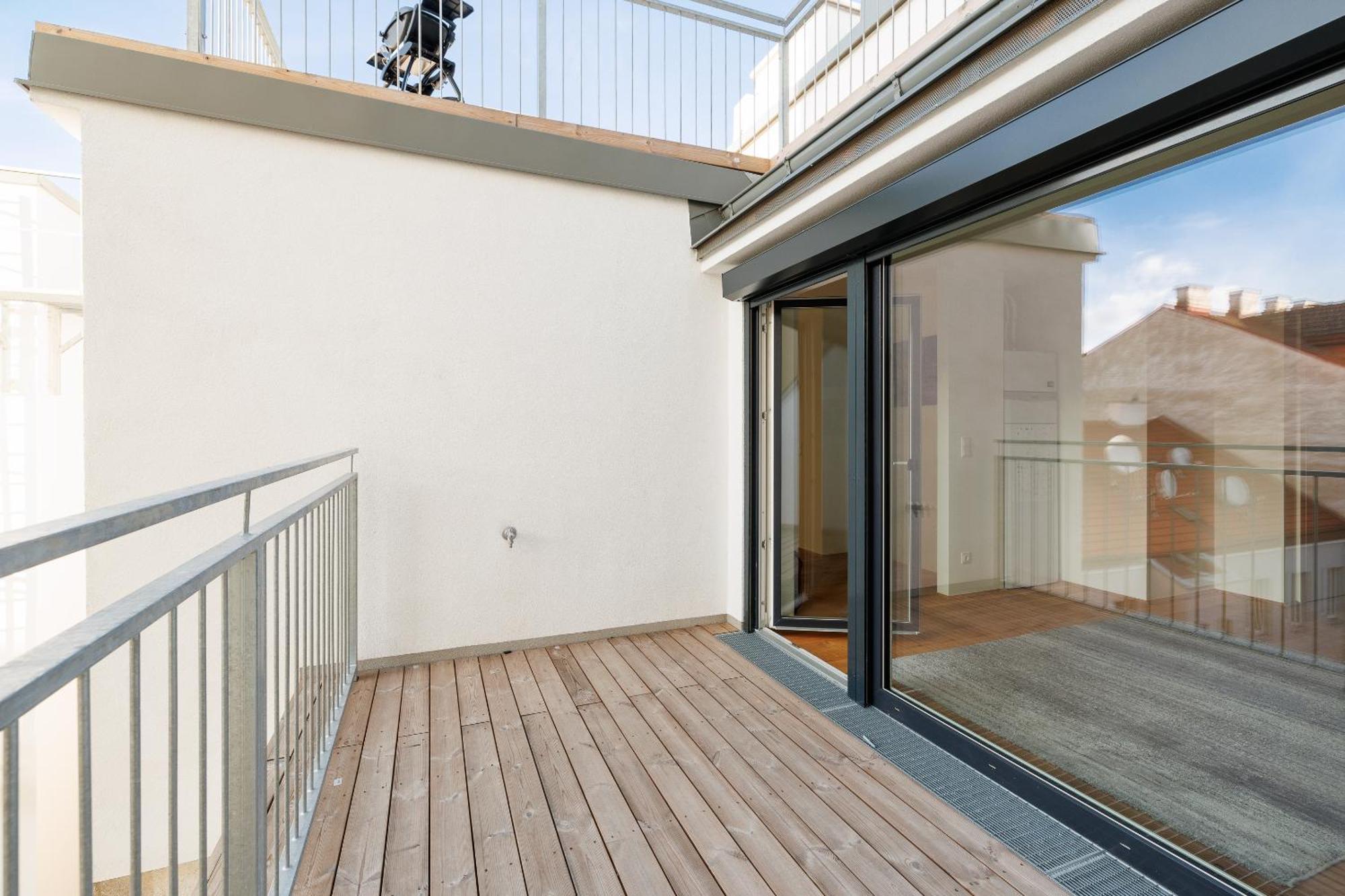Symphony Apartments 42 - Modern Loft With Terrace And Grill In Central Location فيينا المظهر الخارجي الصورة